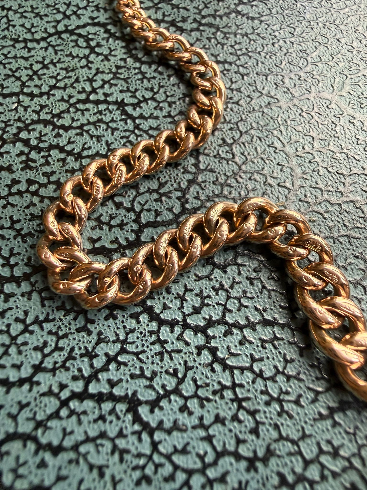 Excellent Antique 9ct Double Albert Chain - Image 3