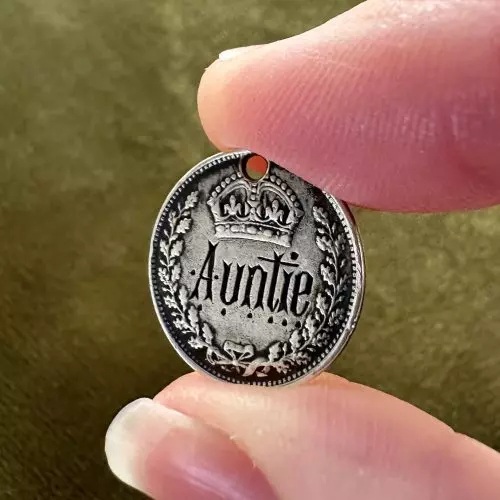 Auntie Love Token