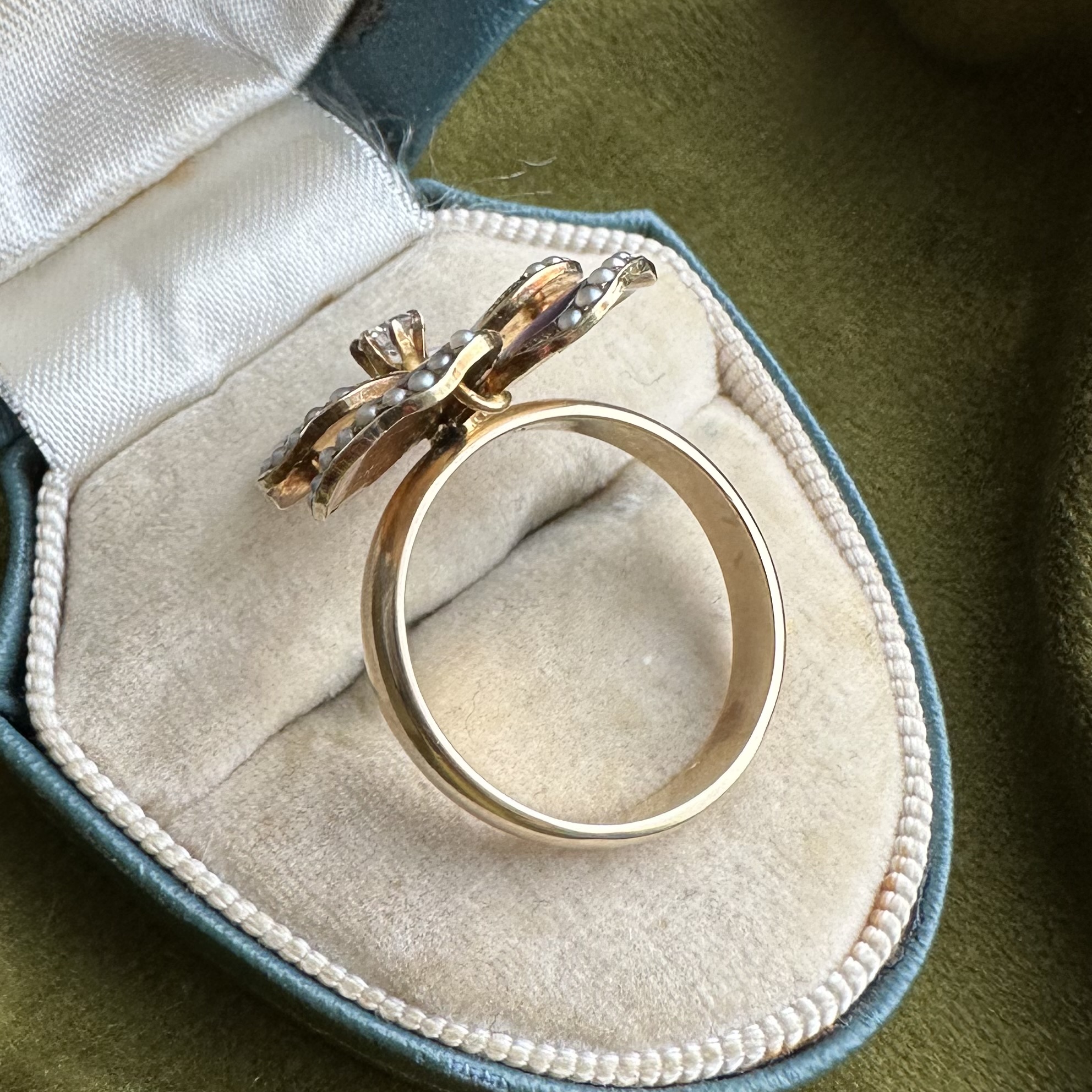 Antique 14ct Gold, Enamel, Seed Pearl & Diamond Pansy Ring - Image 5