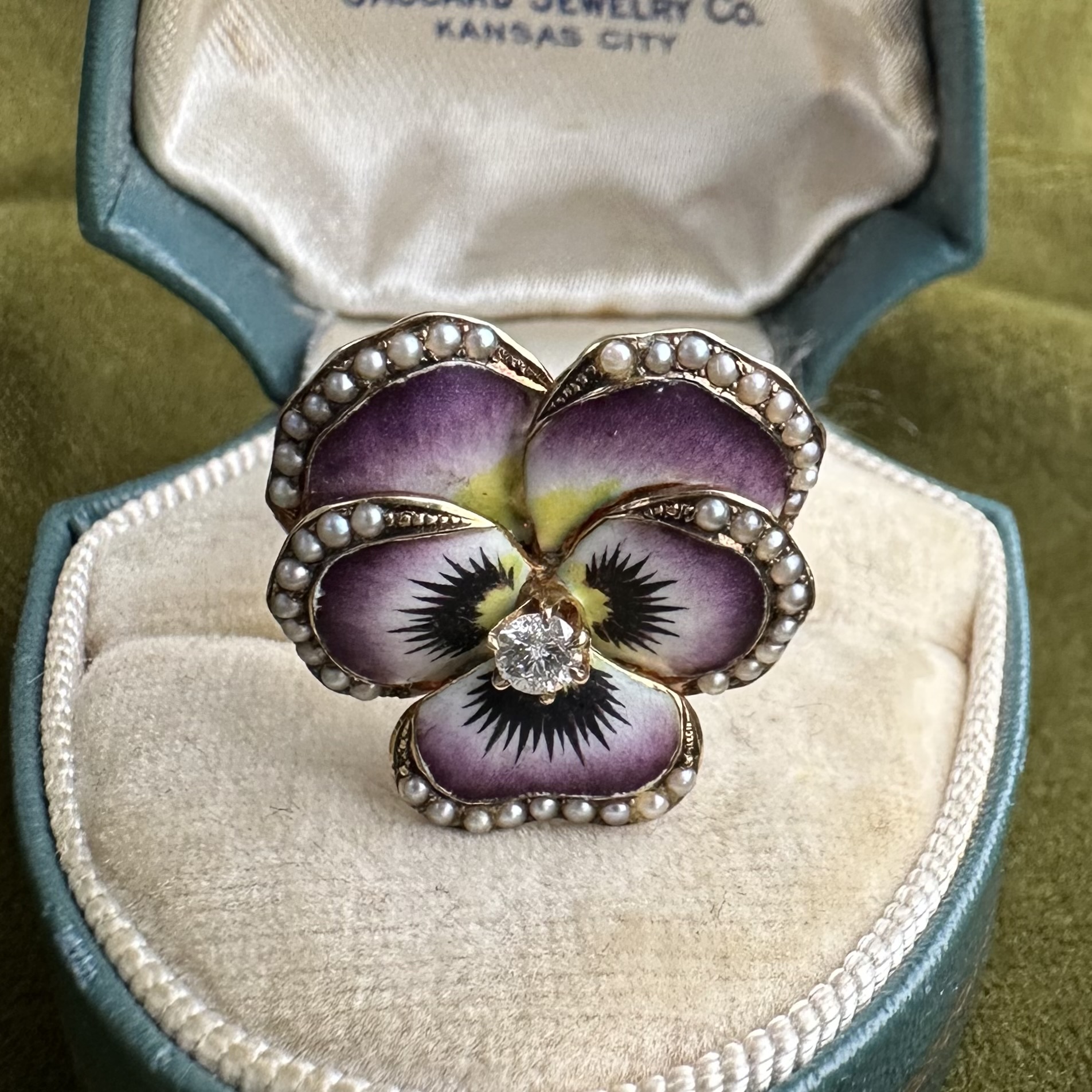 Antique 14ct Gold, Enamel, Seed Pearl & Diamond Pansy Ring - Image 7