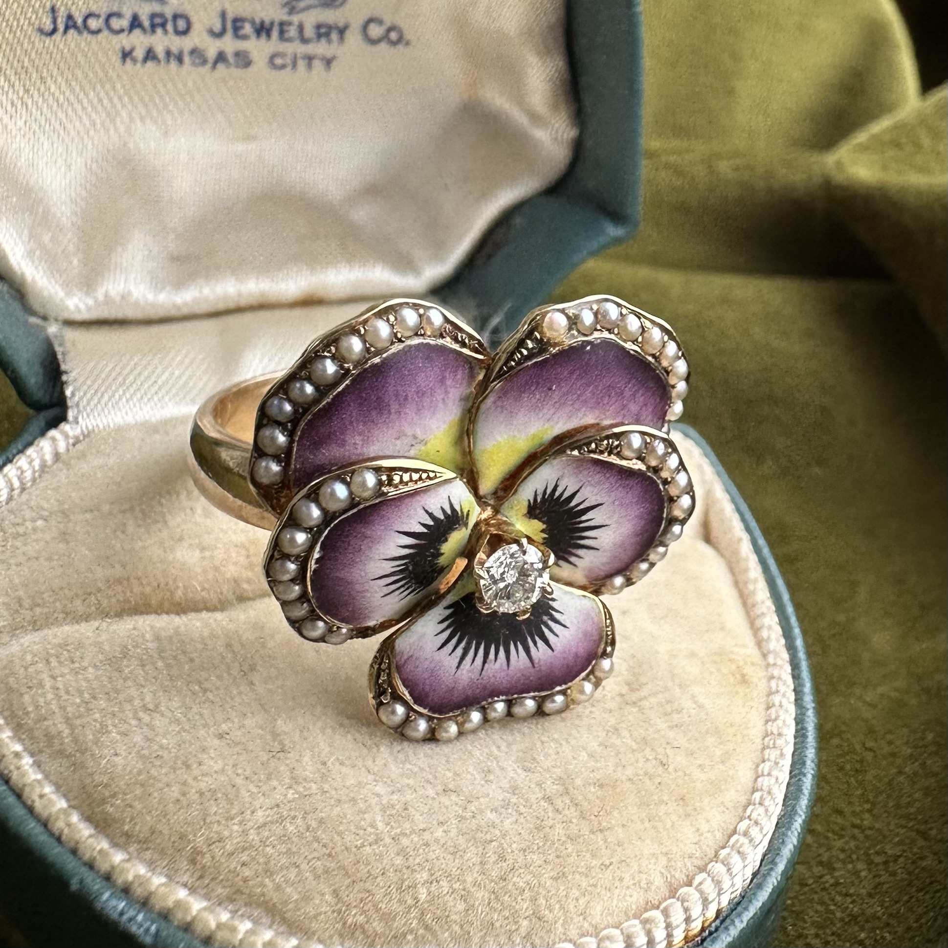 Antique 14ct Gold, Enamel, Seed Pearl & Diamond Pansy Ring - Image 8