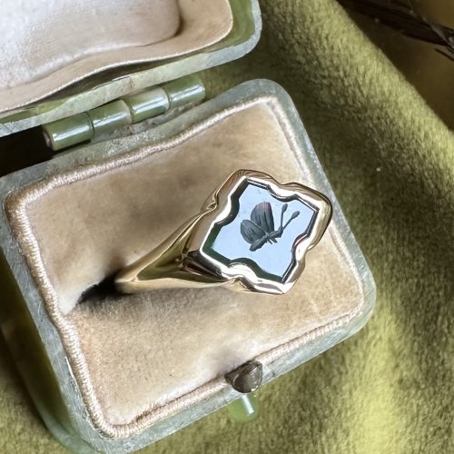 Beautiful Butterfly 14ct Gold Signet Ring