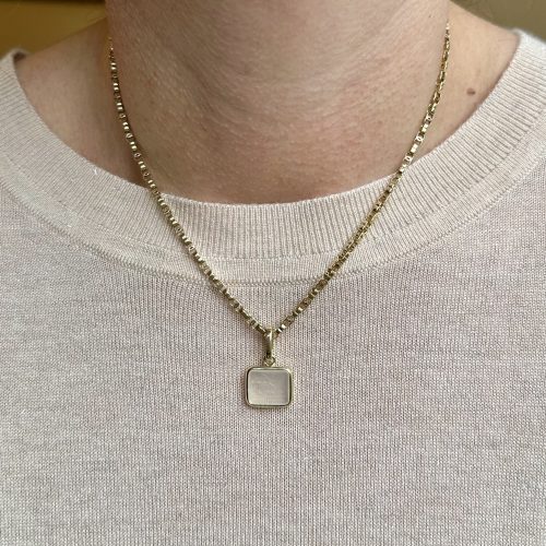 Leisurely Stag 14ct Gold Pendant