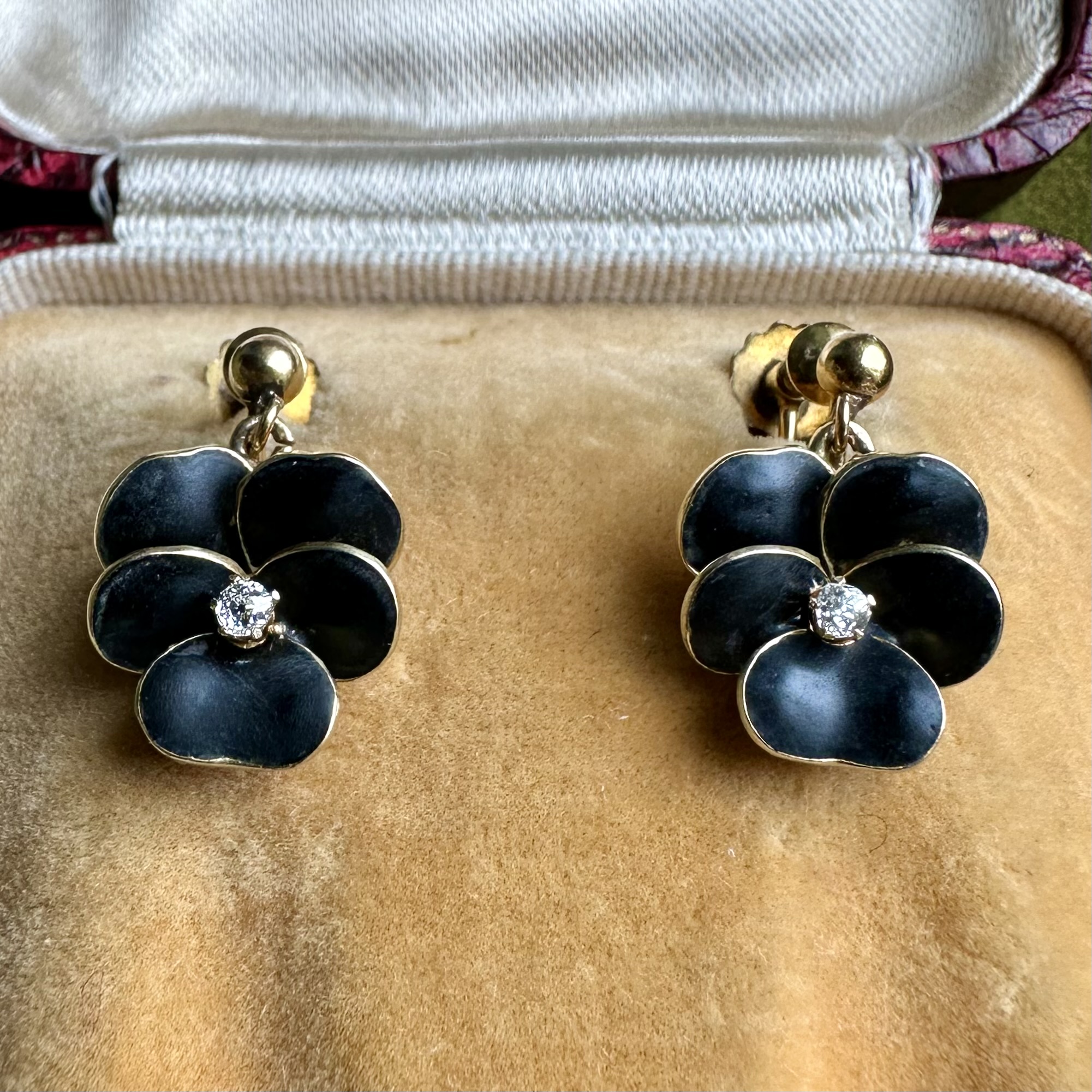 Victorian 18ct Gold, Black Enamel & Diamond Pansy Screw-back Earrings