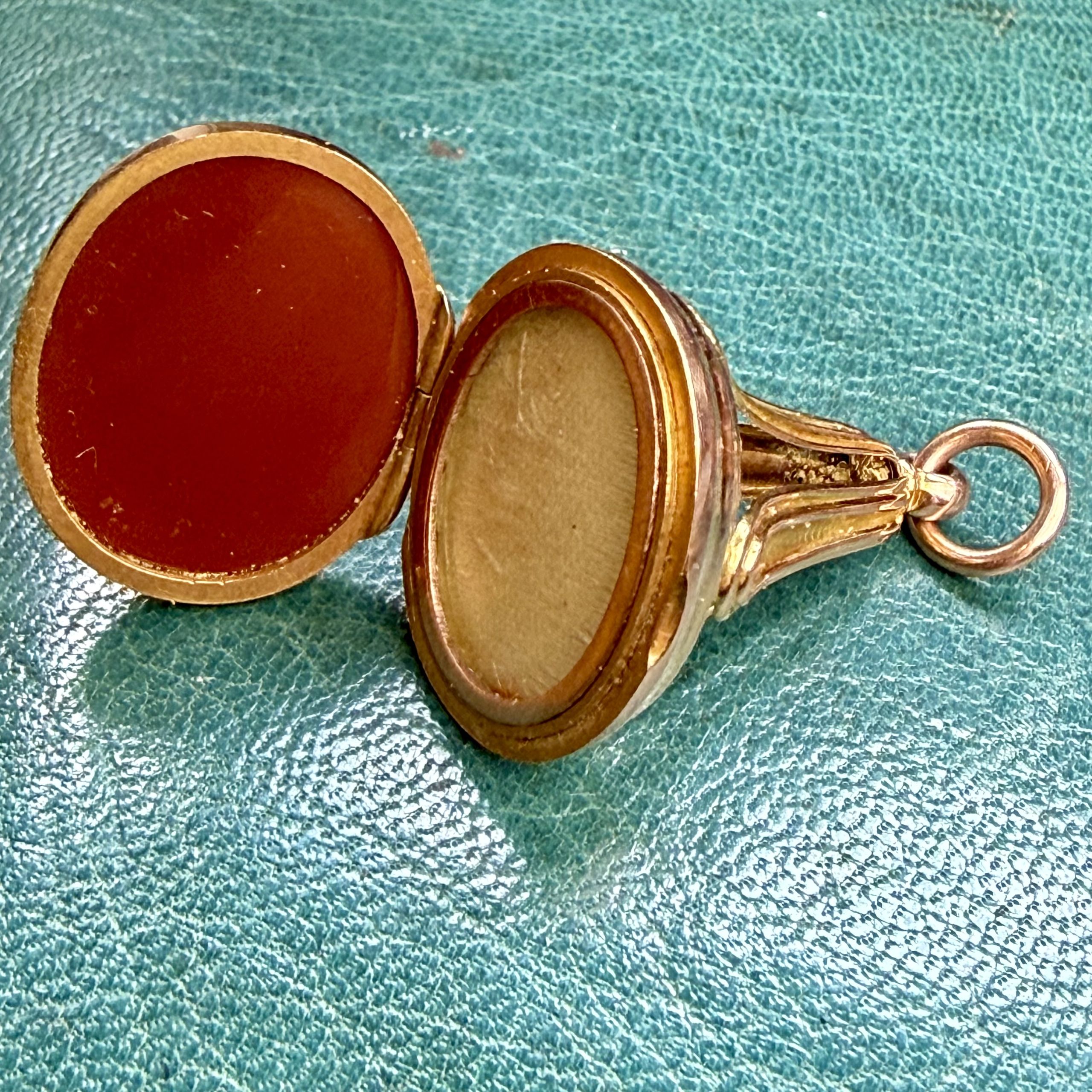 Antique 9ct Photo Locket Fob Pendant - Image 2