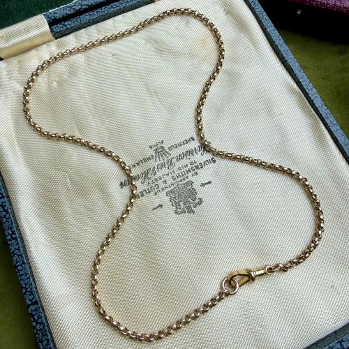 Staple Victorian 9ct Belcher