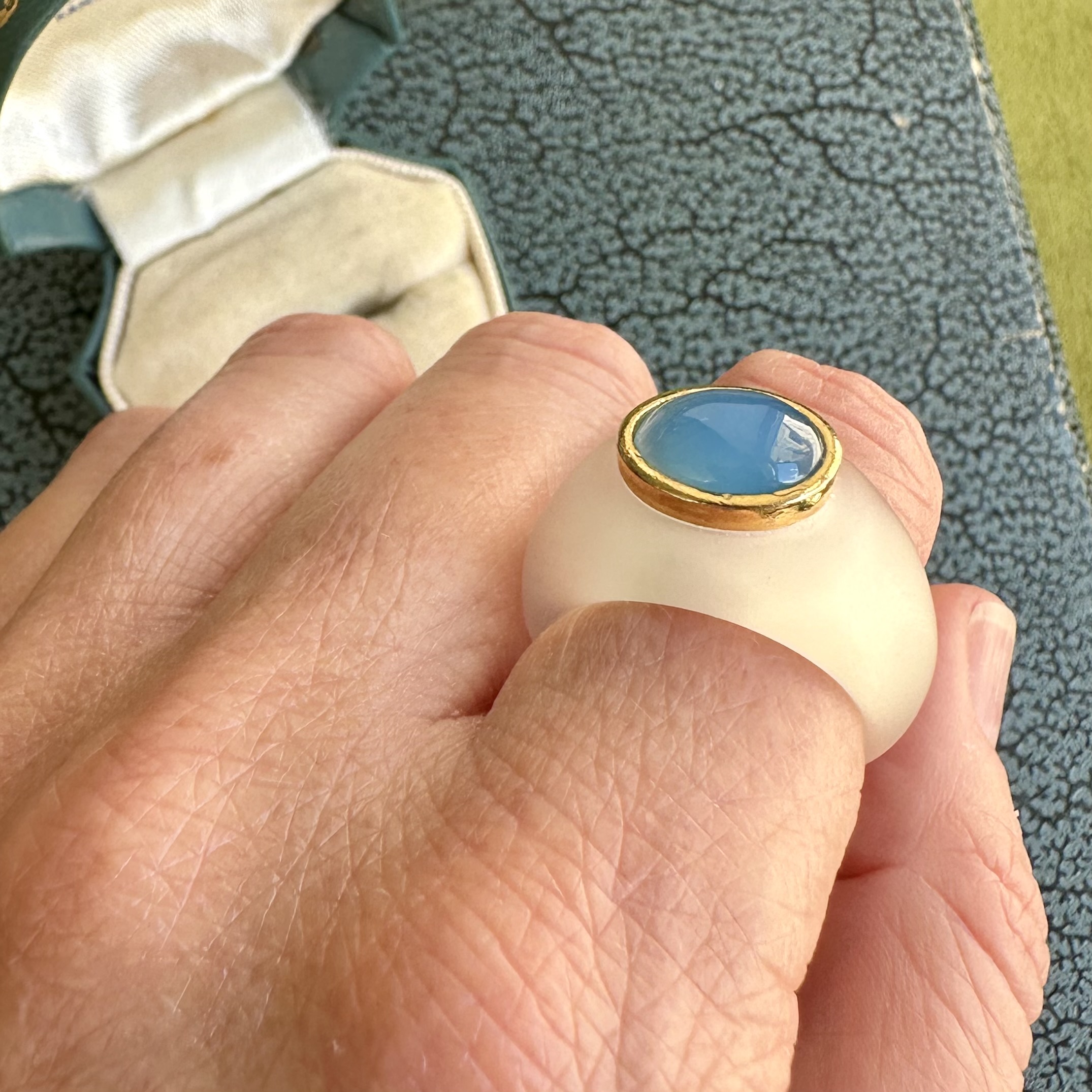 Vintage Rock Crystal & Blue Chalcedony Cabochon Ring - Image 14