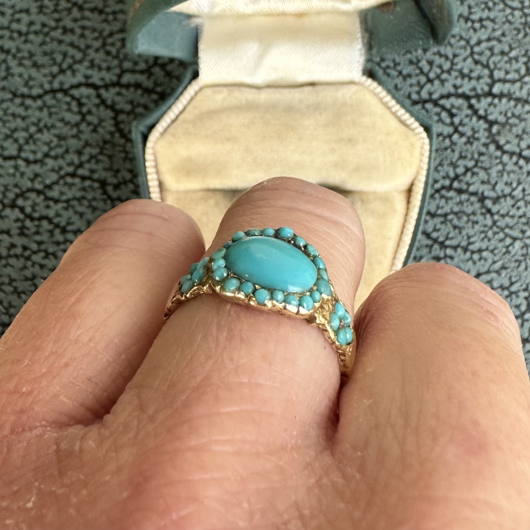 Georgian 18ct Gold & Turquoise Cabochon Forget Me Not Ring - Image 9