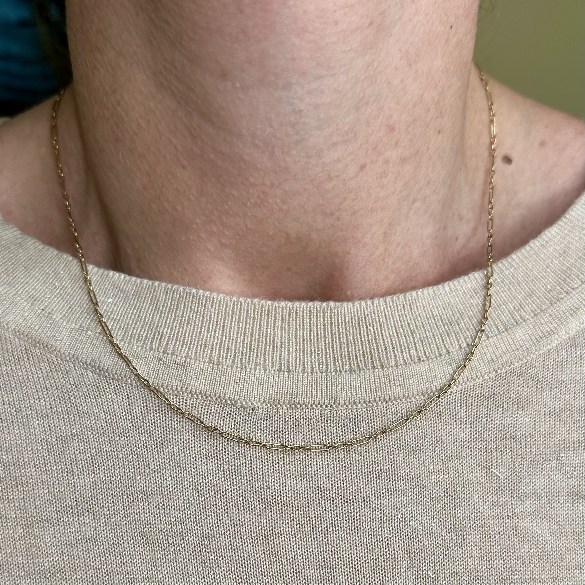 Dainty Fetter Trace Chain - Image 2