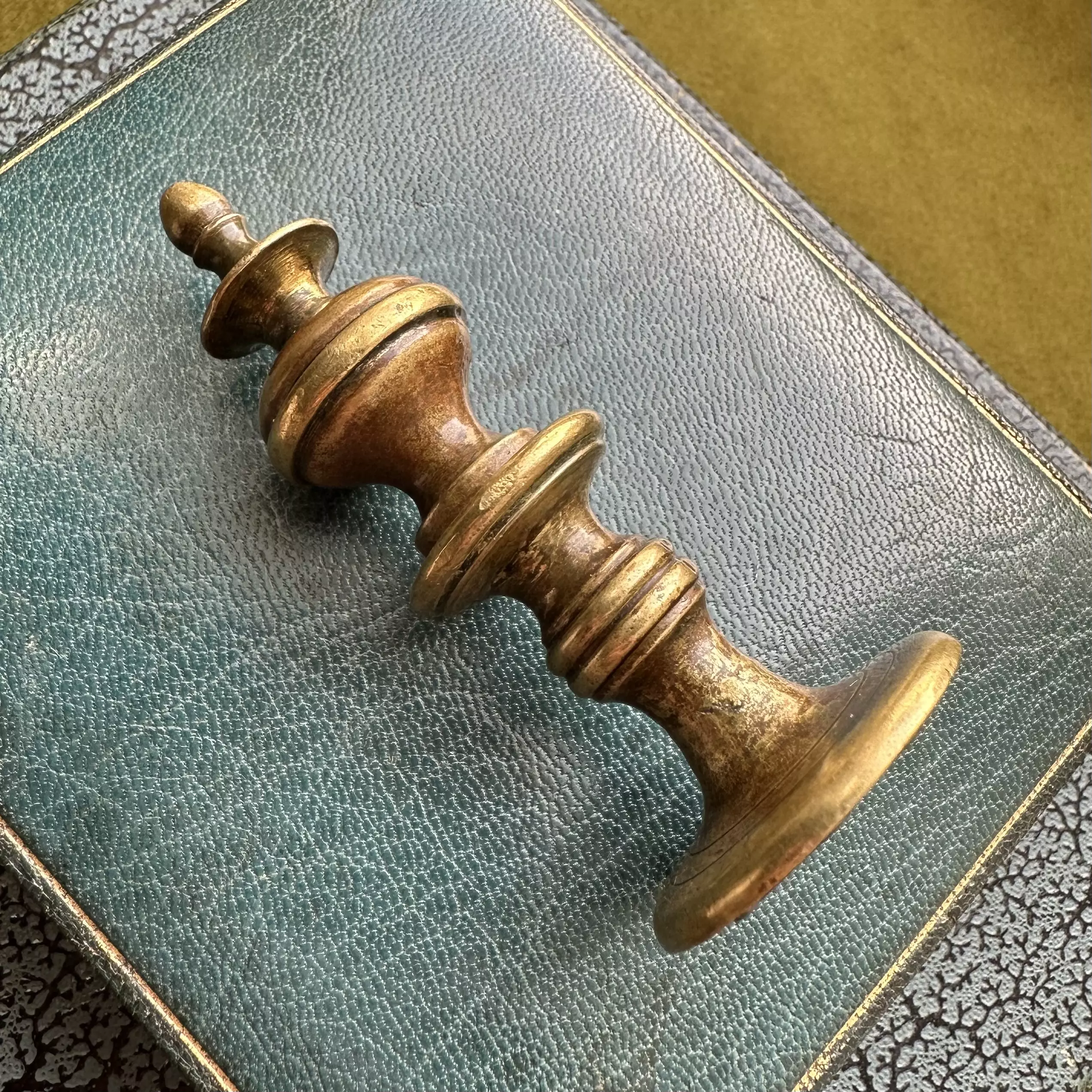 Brass Spindle Desk Seal With Monogram - Image 3