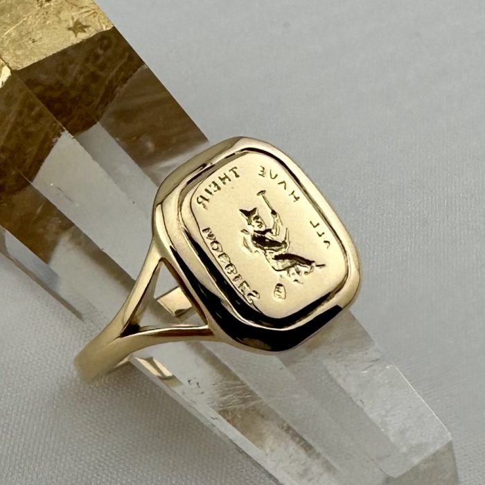 The Witch 18ct Gold Ring - Image 3