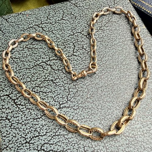 Sensational 9ct Engraved Victorian Chain