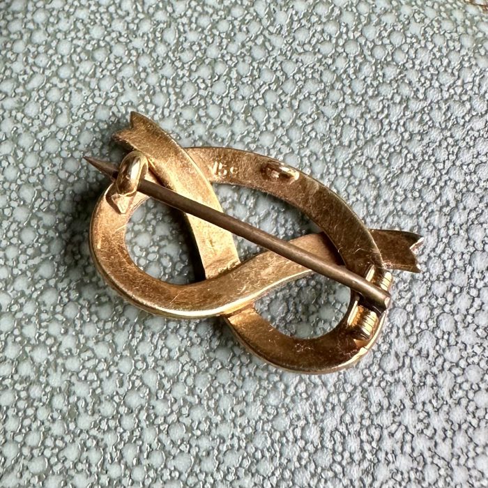 Victorian 15ct Gold & Split Seed Pearl Lovers' Knot Brooch - Image 7