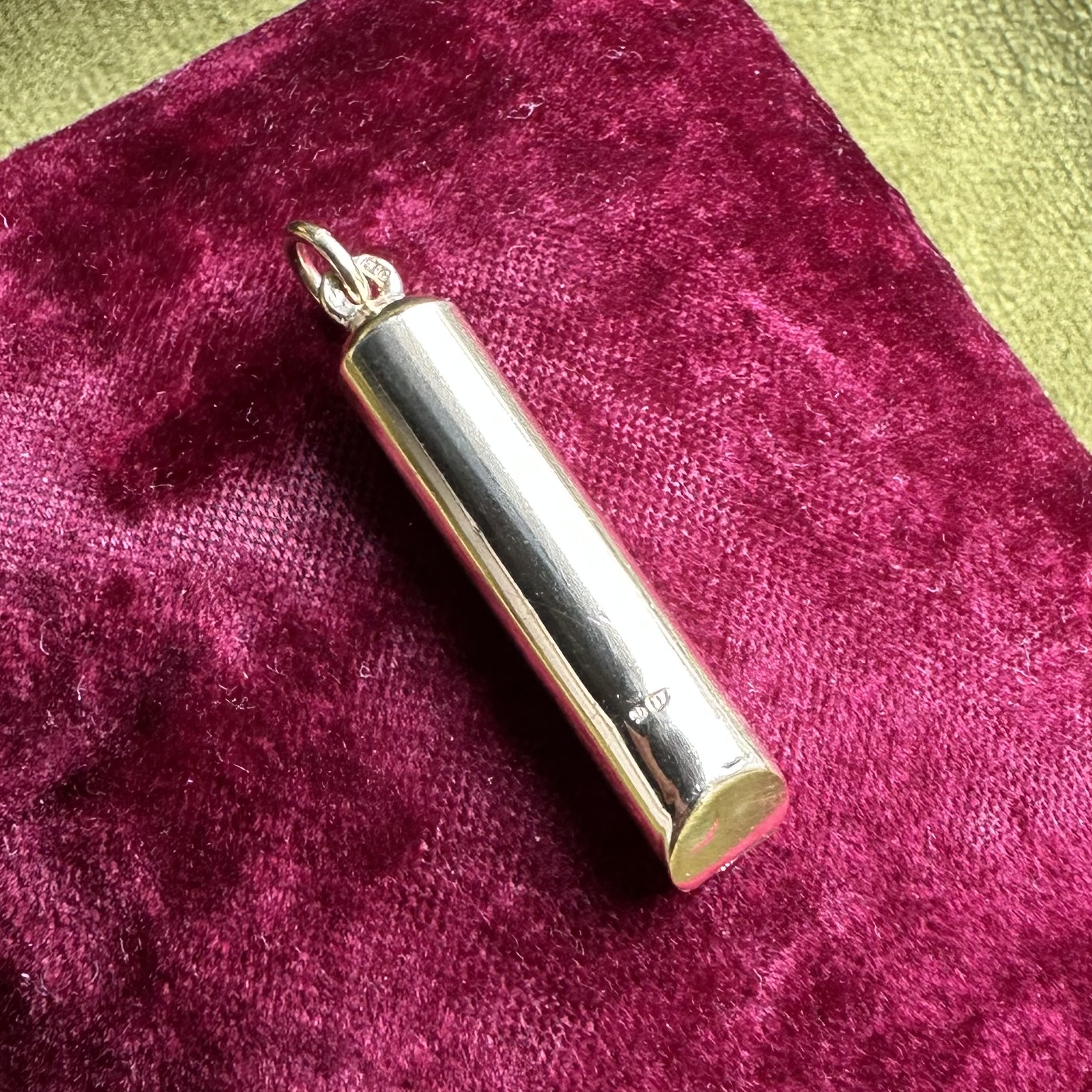 Vintage 9ct Gold Whistle Pendant - Image 8