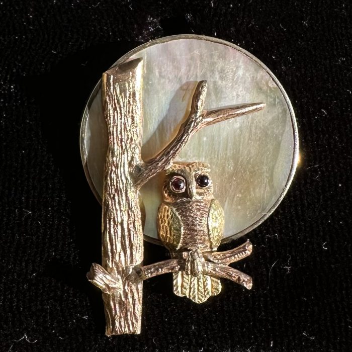 Vintage Bicolour 9ct & Mother Of Pearl Owl & Moon Brooch - Image 8
