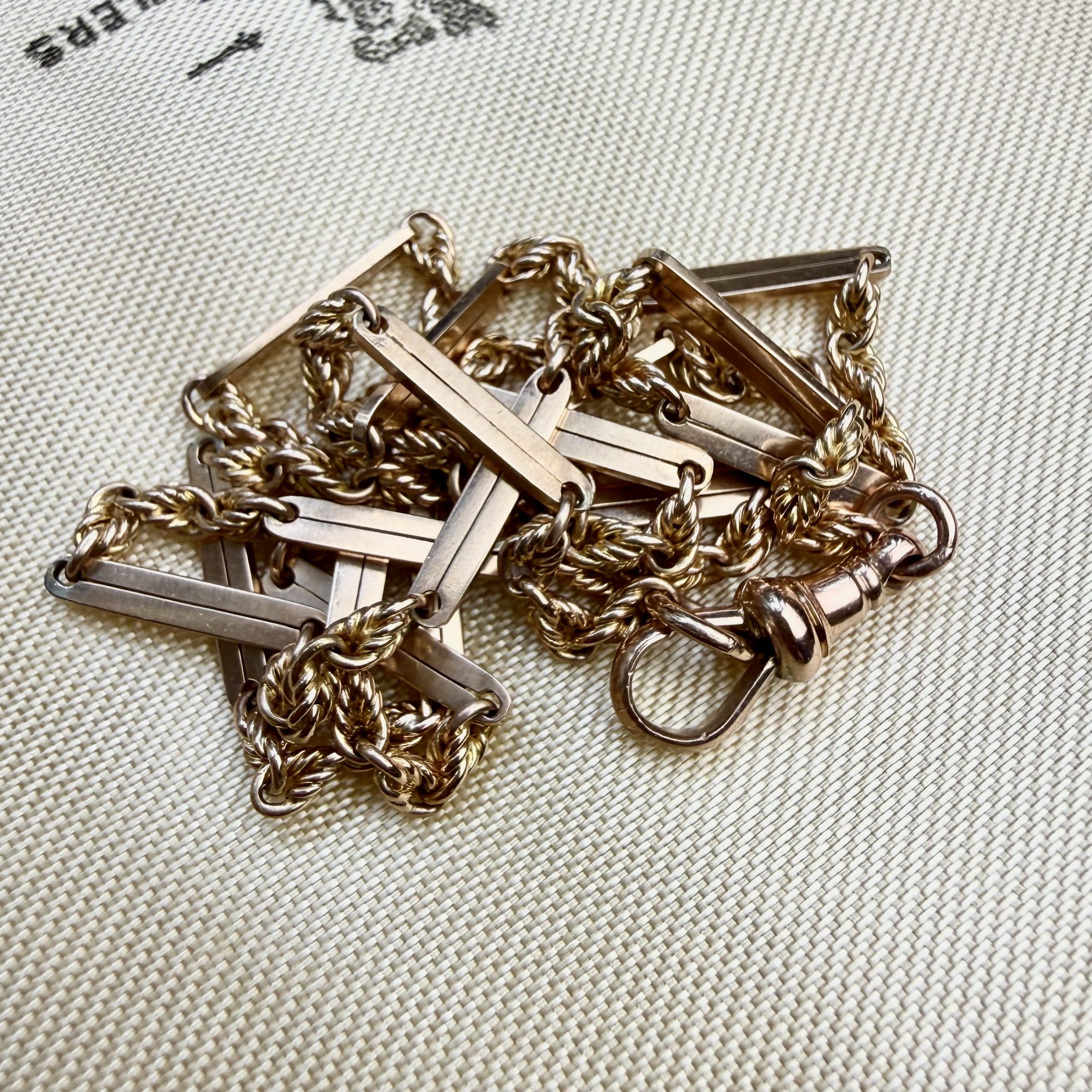 Elegant Victorian 9ct Fancylink - Image 5