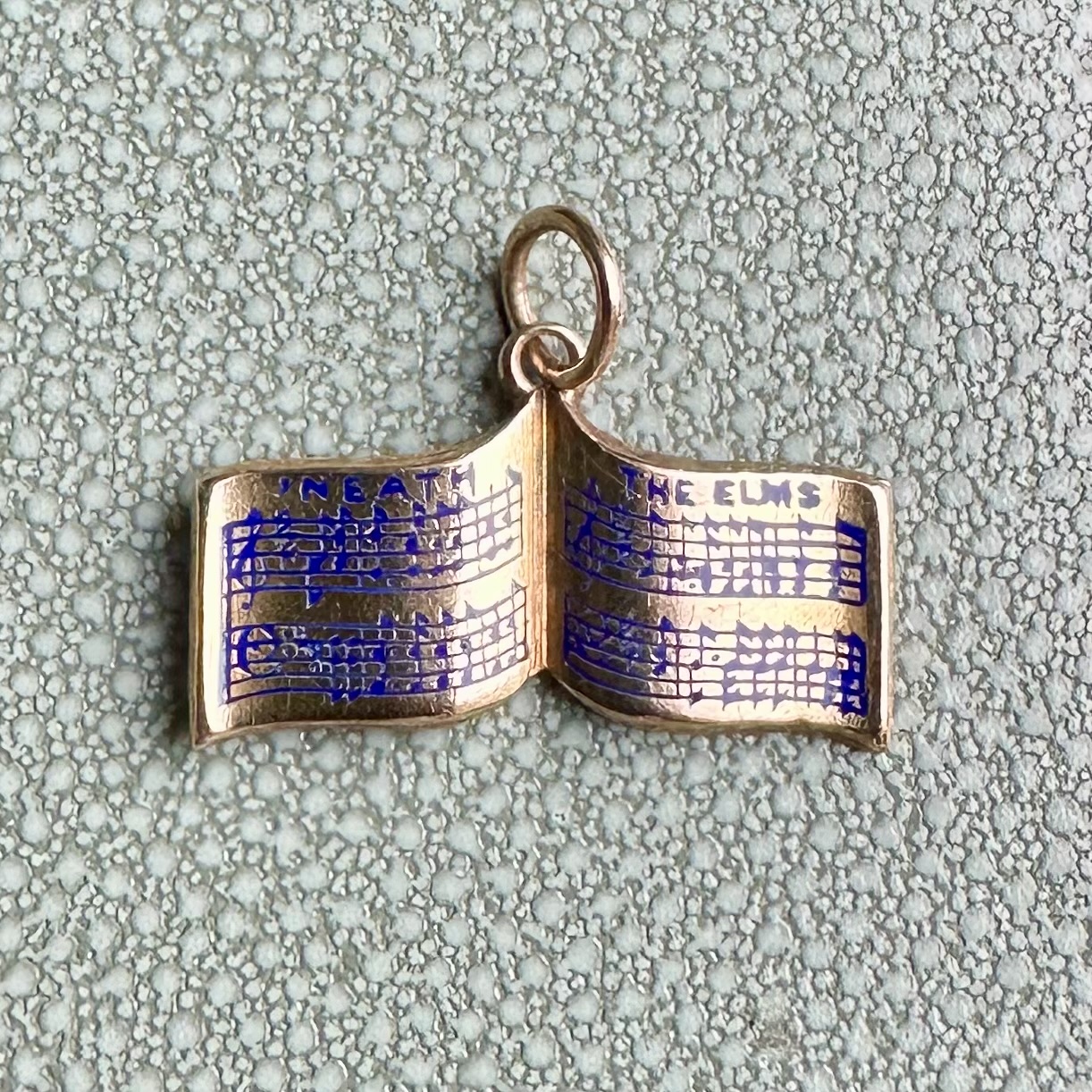 Vintage 15ct Gold & Enamel Yale Glee Club Pendant - Image 5