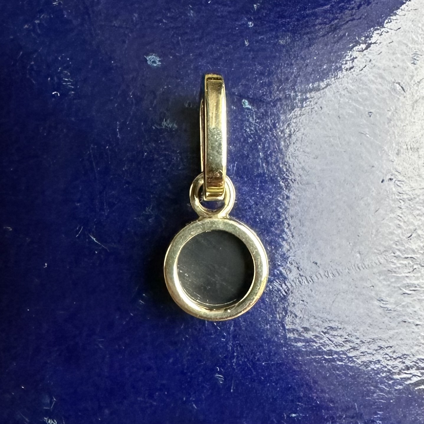 Forget Me Not Sardonyx & 14ct Gold Pendant - Image 5