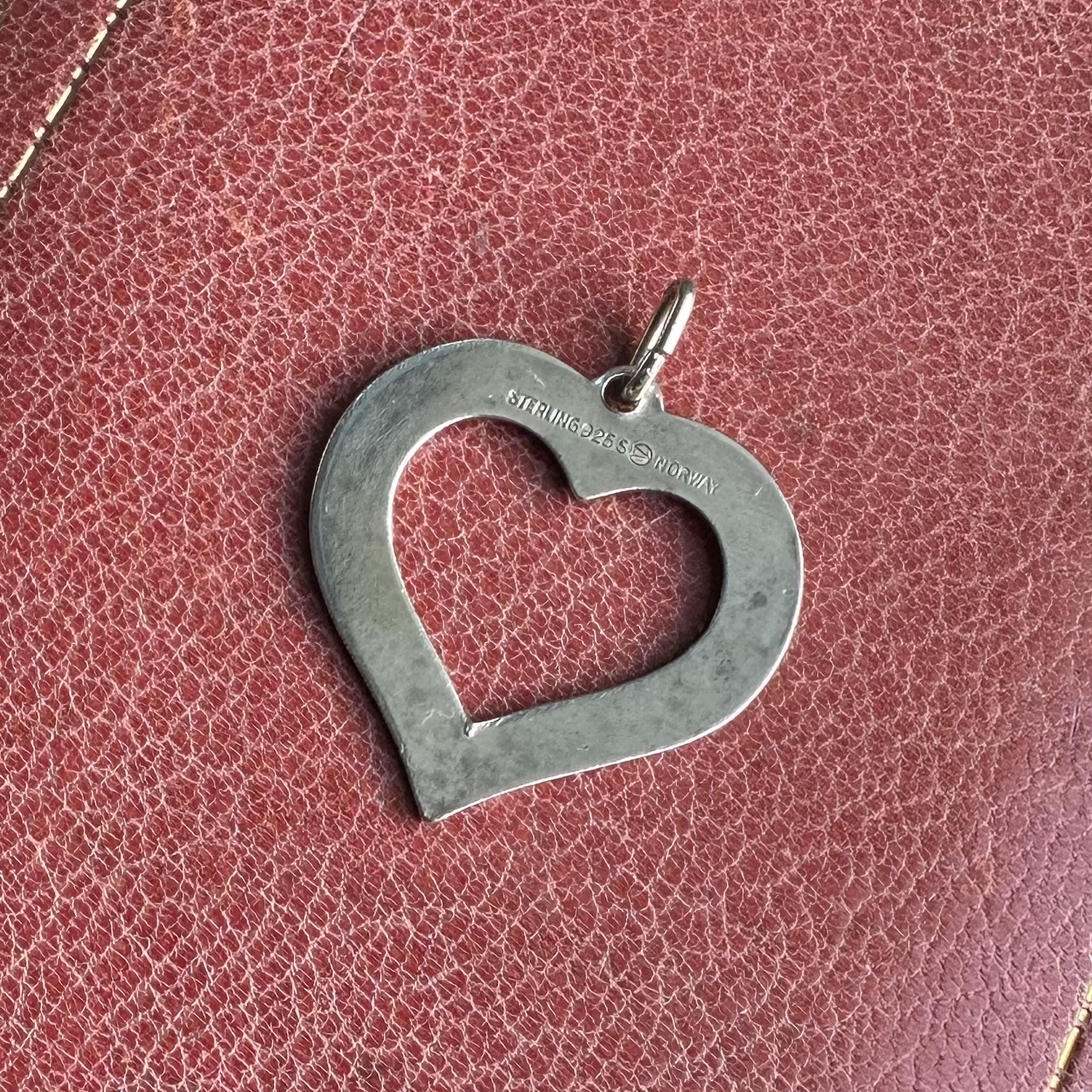 Vintage Norwegian Sterling Silver & Green Enamel Heart Pendant - Image 6