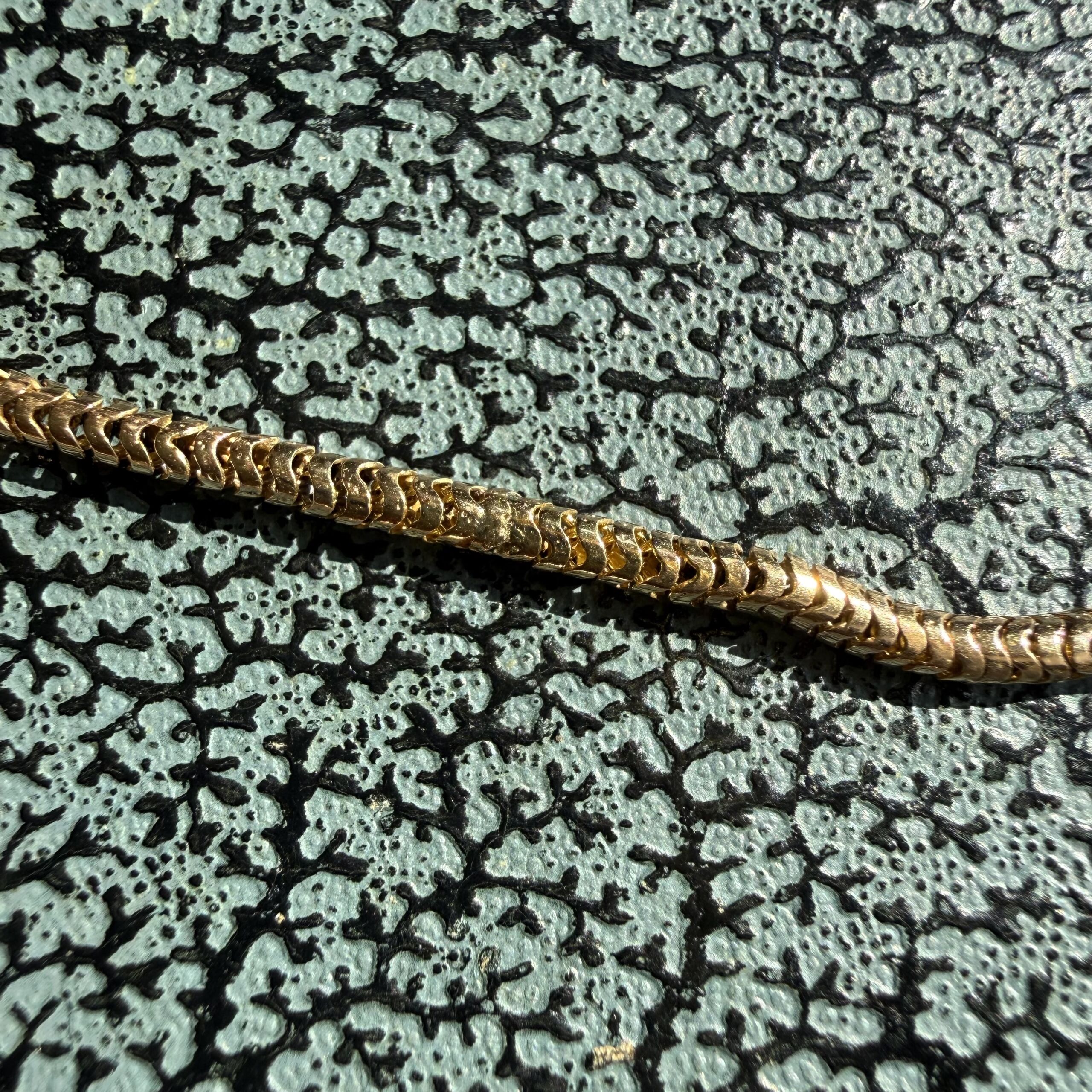 Tactile 14ct Snake Bracelet - Image 4