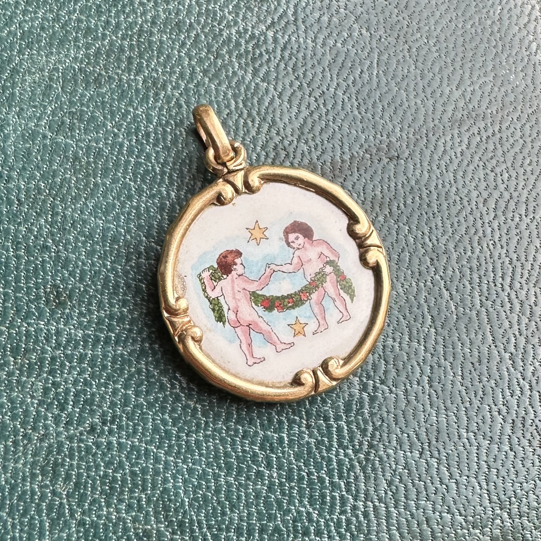 Antique/Early Vintage 14ct Gemini Double Sided Pendant - Image 3