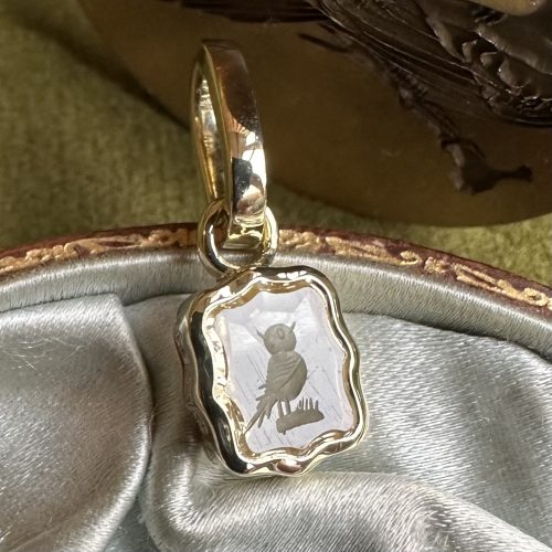 Wise Owl 14ct Gold Pendant