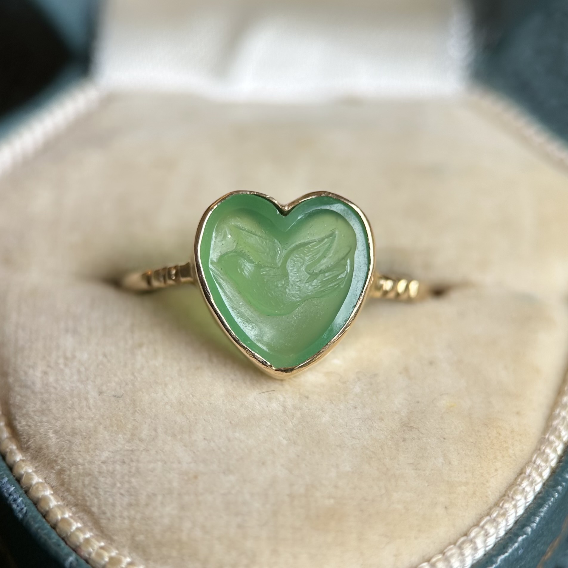 Swallow Heart Intaglio Ring